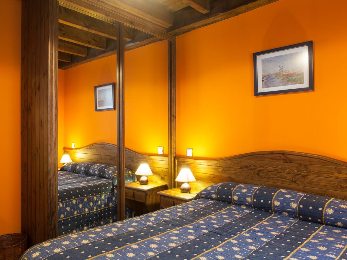 Apartamentos Rurales Les Martes フェレチョサ エクステリア 写真